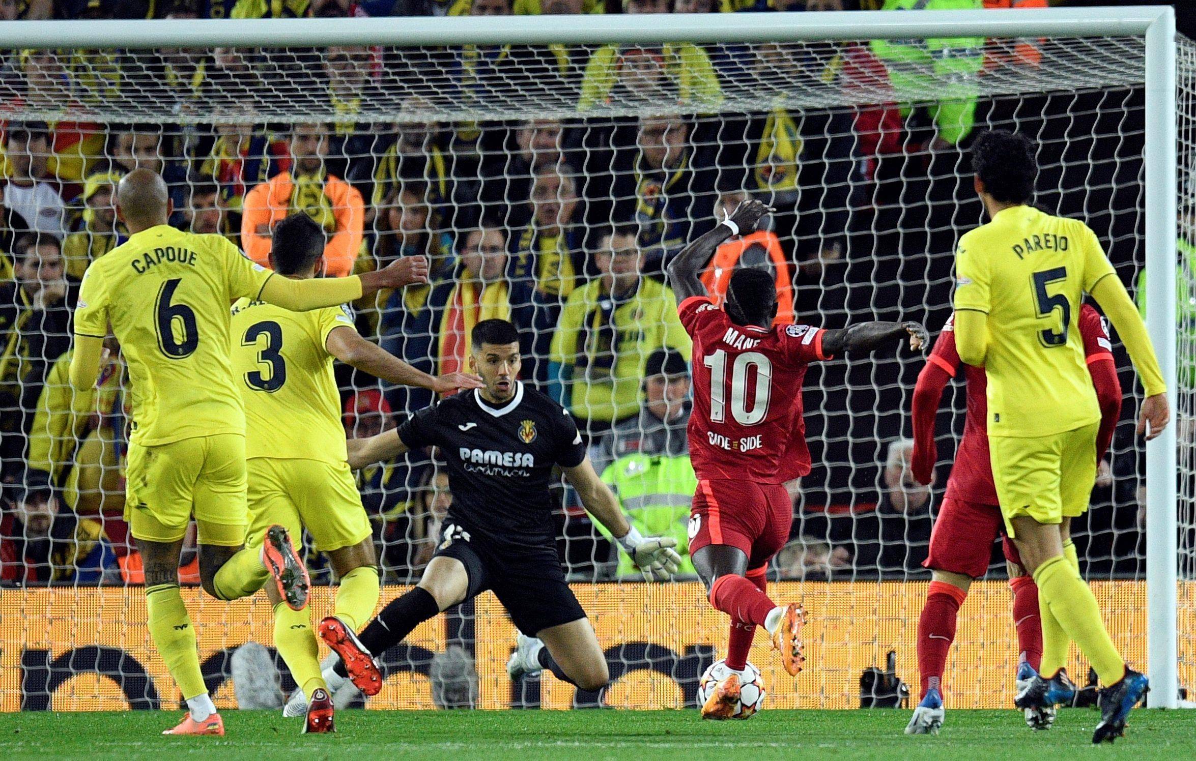 包含比利亚雷亚尔客场险胜,奇迹活生生上演的词条 包含比利亚雷亚尔客场险胜,奇迹活生生上演的词条