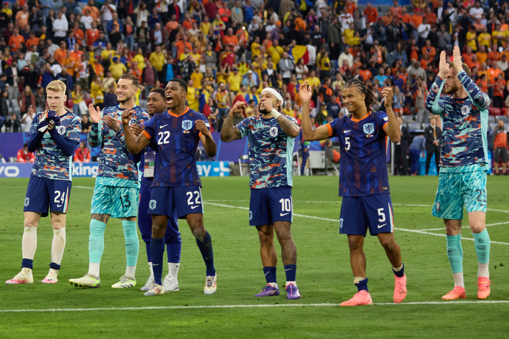 荷兰队在比赛中取得关键胜利 荷兰队在比赛中取得关键胜利