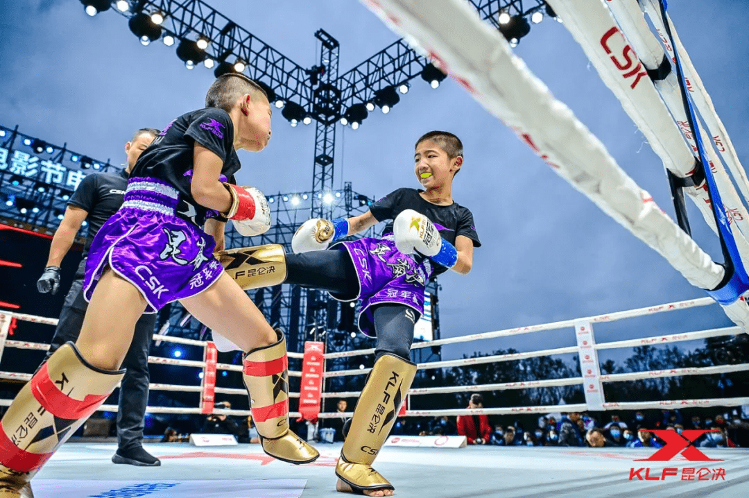 关于沃尔夫斯堡队努力冲刺,势如破竹,势如破旧,决不后退的信息 关于沃尔夫斯堡队努力冲刺,势如破竹,势如破旧,决不后退的信息