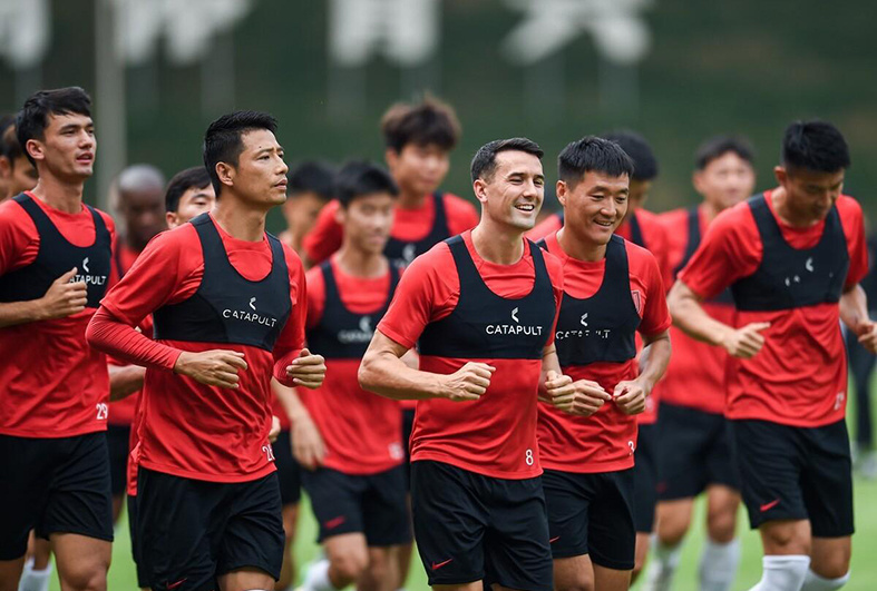 后防线稳固,球队火力全开取得连胜的简单介绍 后防线稳固,球队火力全开取得连胜的简单介绍