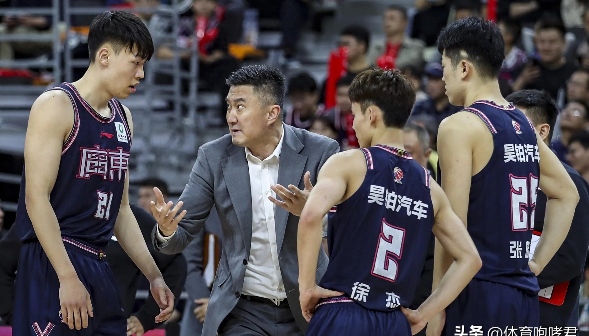 河南队大胜广东男篮,积极备战即将到来的比赛 河南队大胜广东男篮,积极备战即将到来的比赛