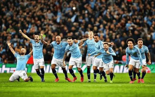 莱切斯特城主场战胜对手领先