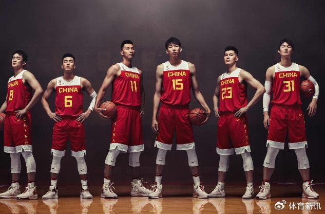 体育明星和篮球巨星合影留念 体育明星和篮球巨星合影留念